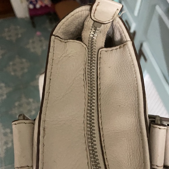 Michael Kors White Leather Bag - Picture 14 of 14